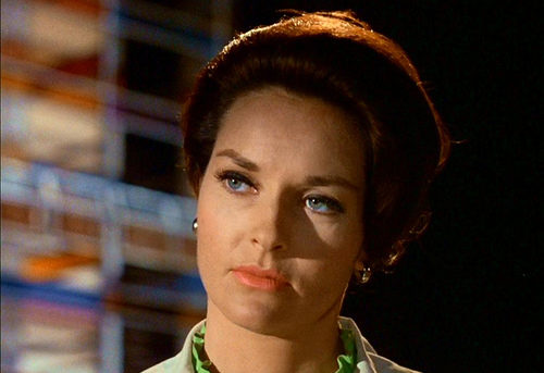 Flash Card: Lee Meriwether